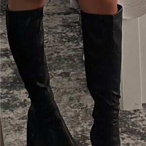 Elegant Black Knee-High Women's Boots